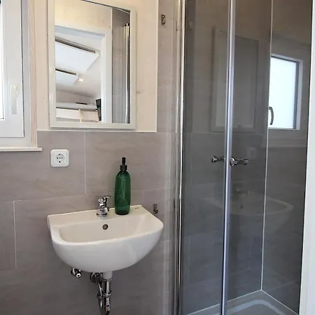 Tiny Herdt Apartamento